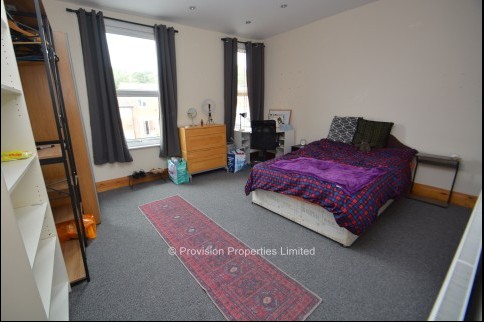 Woodsley+Road%2C+Hyde+Park%2C+LS3