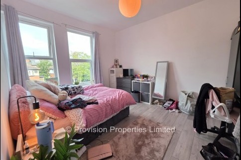 6 Bedroom Student Properties Leeds
