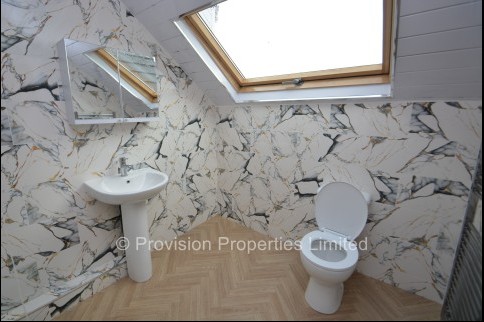 Brudenell+Road%2C+Hyde+Park%2C+LS6