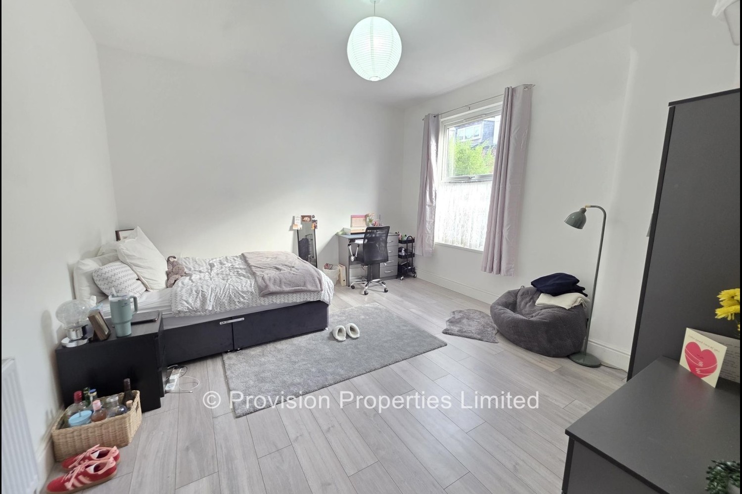 Brudenell+Road%2C+Hyde+Park%2C+LS6