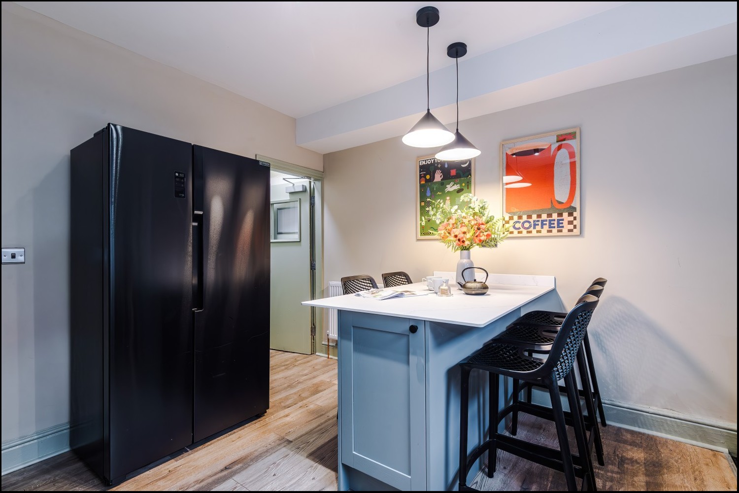 Welton+Place%2C+Hyde+Park%2C+LS6