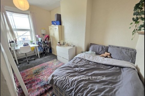 Ebor+Mount%2C+Hyde+Park%2C+LS6