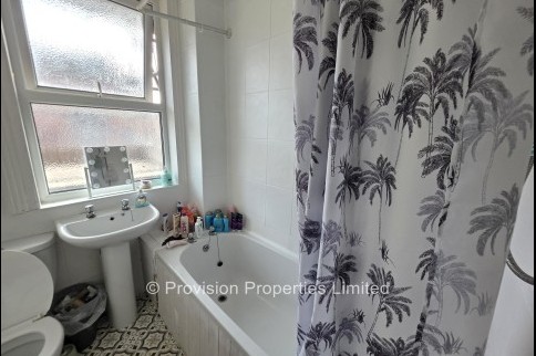 Ebor+Mount%2C+Hyde+Park%2C+LS6