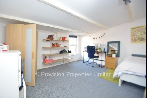 Manor+Drive%2C+Hyde+Park%2C+LS6