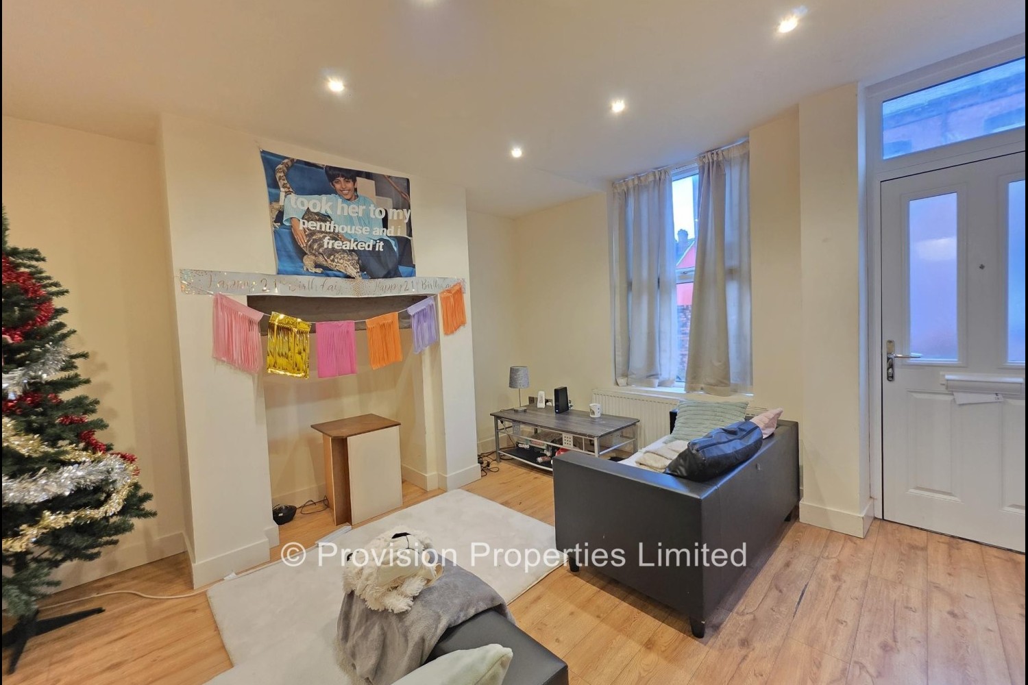 Harold+Walk%2C+Hyde+Park%2C+LS6