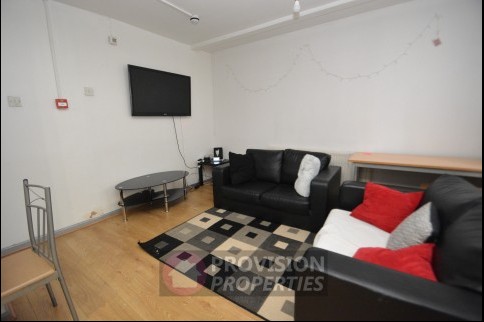 3 Bedroom Flat, Hyde Park, Leeds