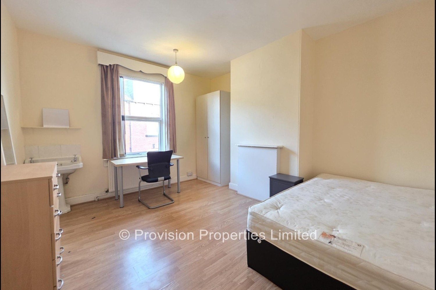 Branksome+Place%2C+Hyde+Park%2C+LS6