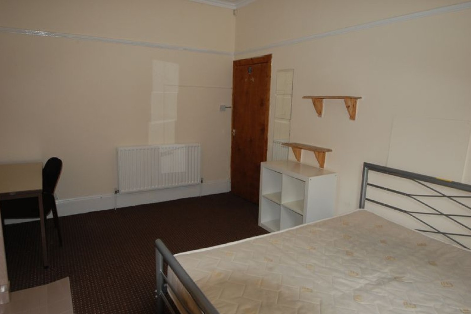 Manor+Terrace%2C+Hyde+Park%2C+LS6