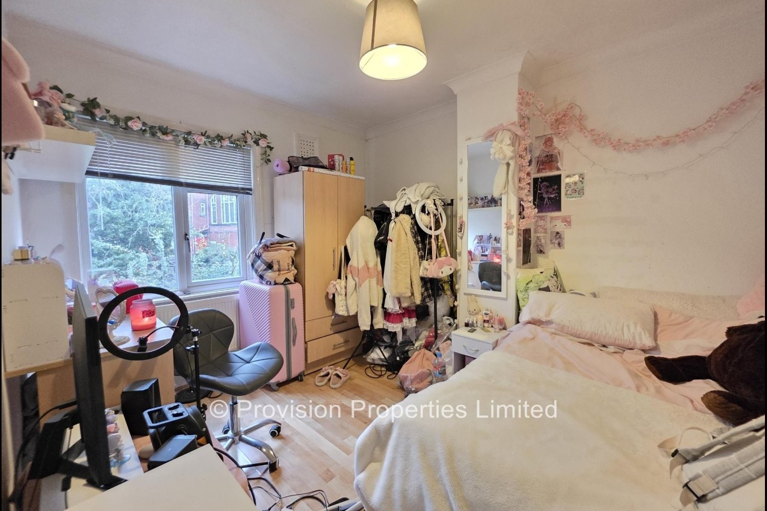 Headingley+Crescent%2C+Headingley%2C+LS6