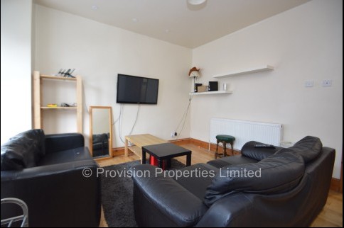 Hessle+Mount%2C+Hyde+Park%2C+LS6