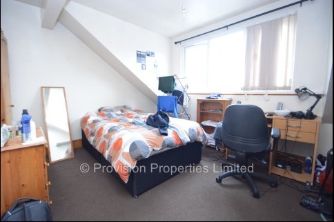 Hessle+Mount%2C+Hyde+Park%2C+LS6