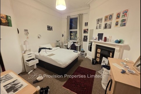 Regent+Park+Terrace%2C+Hyde+Park%2C+LS6