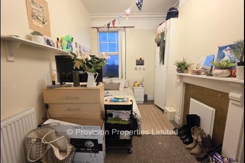 Regent+Park+Terrace%2C+Hyde+Park%2C+LS6