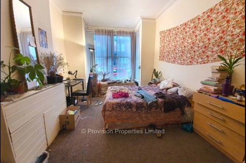 6 Bedroom Student House Hyde Park