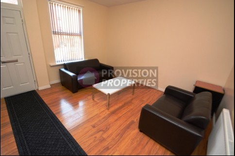 2 Bedroom Student Professional Houses in Hyde Park
