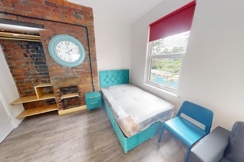 Studio flats in Leeds