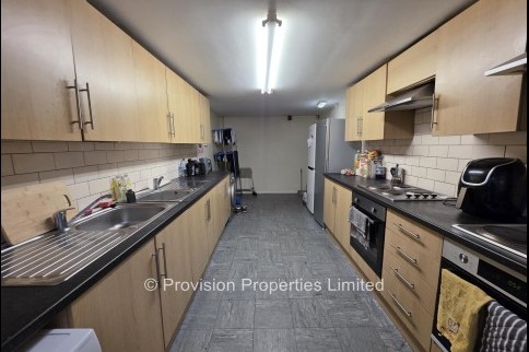 Ash+Grove%2C+Hyde+Park%2C+LS6