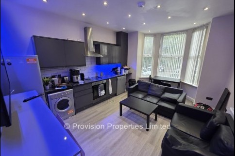 4 Bedroom 4 En-suite