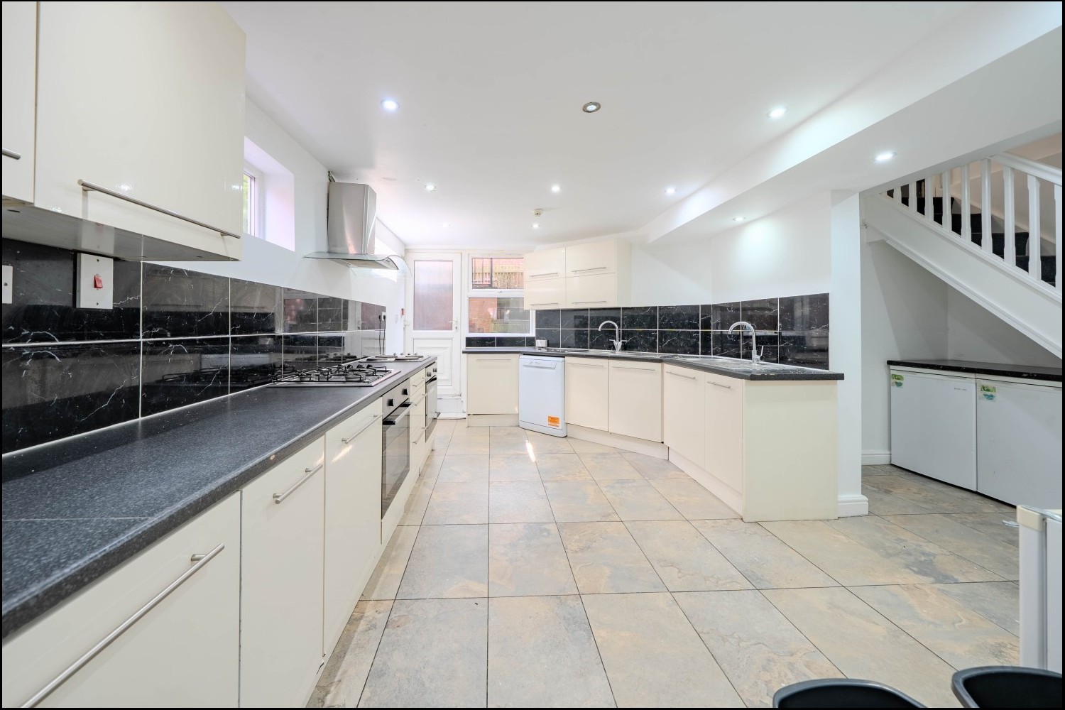 Headingley+Avenue%2C+Headingley%2C+LS6
