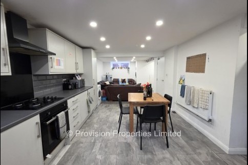 Cardigan+Lane%2C+Burley%2C+LS4