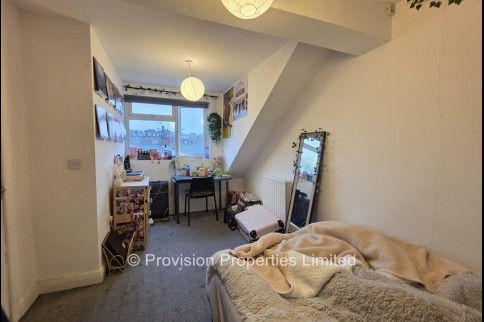 Cardigan+Lane%2C+Burley%2C+LS4