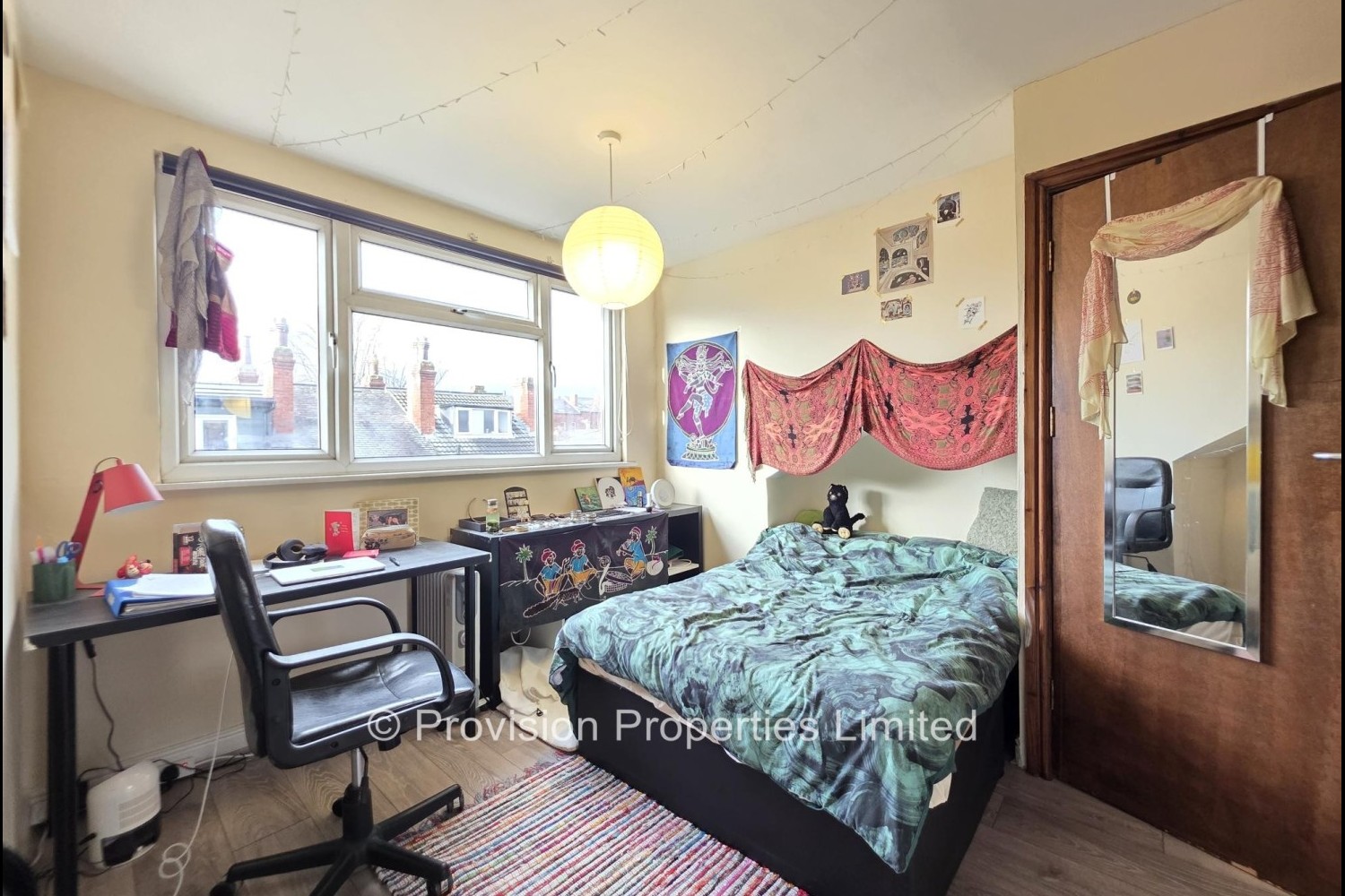 Welton+Place%2C+Hyde+Park%2C+LS6