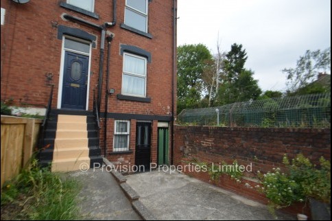 2 Bedroom Houses in Burley