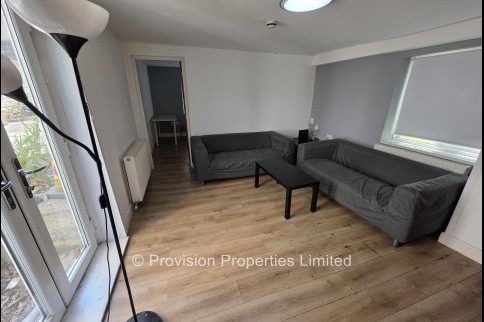 4 Bedroom Cardigan Road