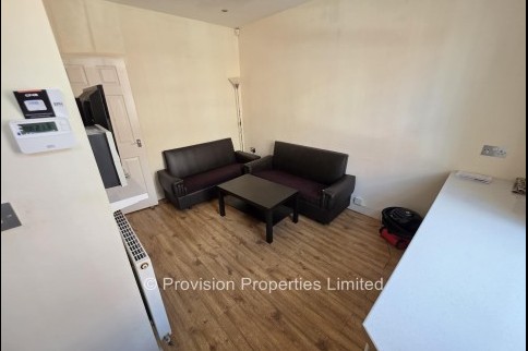 3 Bedroom Rentals Leeds
