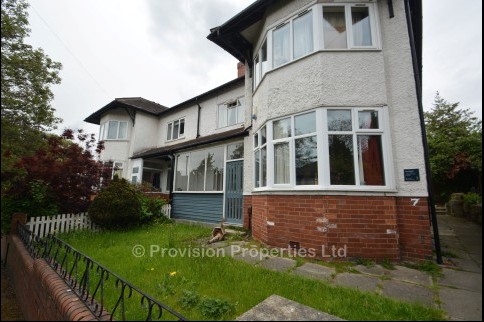 6 Bedroom Semi-Detached Property