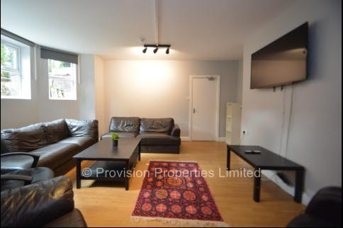 Delph+Lane%2C+Woodhouse%2C+LS6