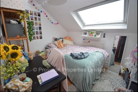 Regent+Terrace%2C+Hyde+Park%2C+LS6