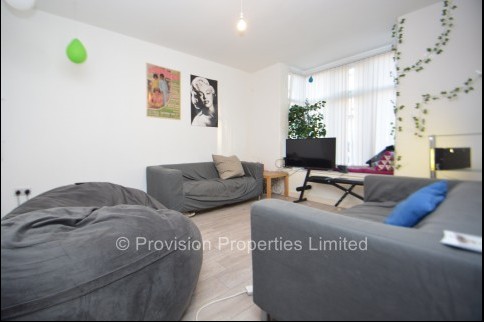 6 Bed Student Properties Hyde Park