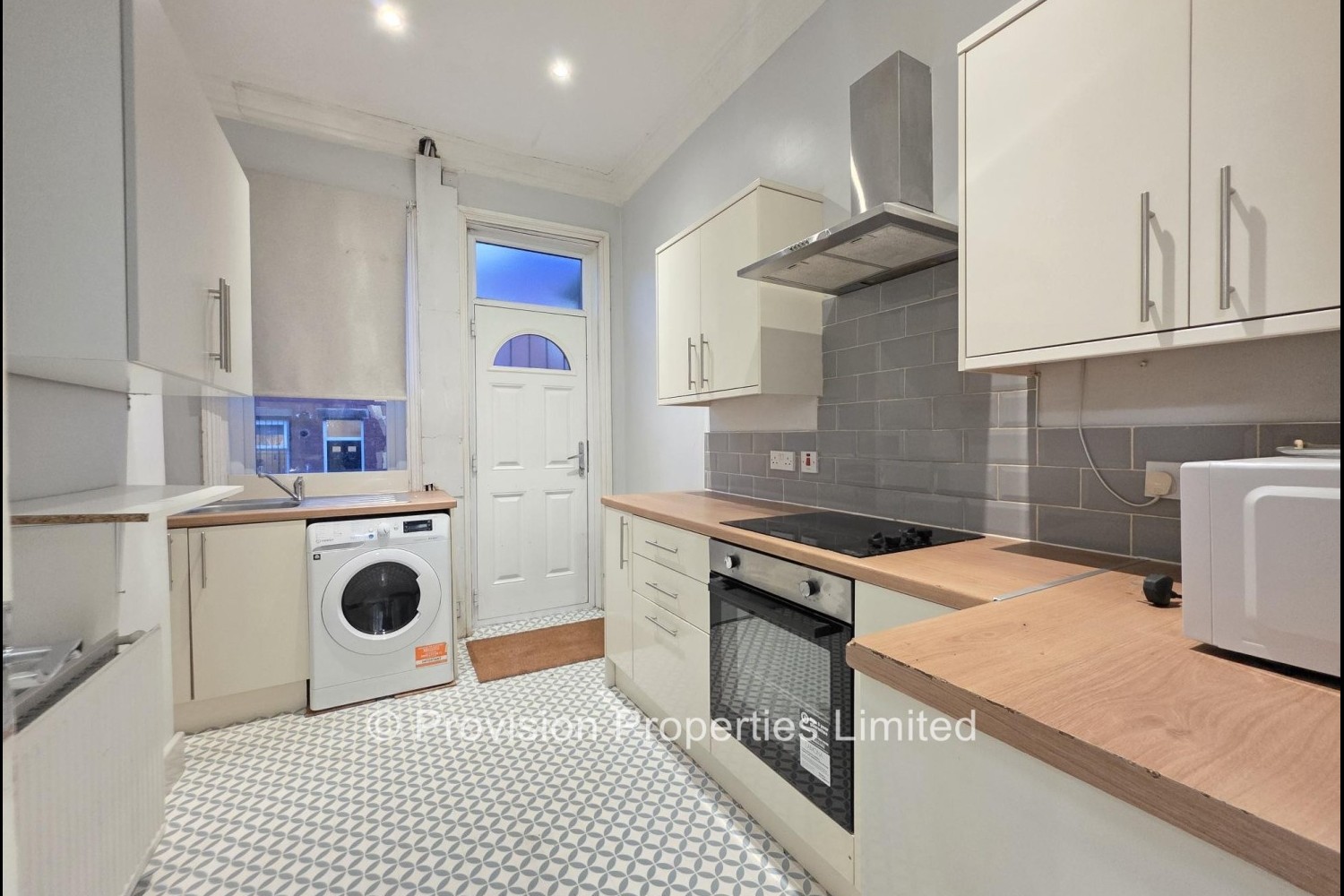 Delph+Lane%2C+Woodhouse%2C+LS6