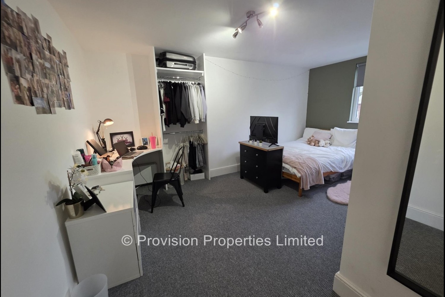 Kelso+Road%2C+Hyde+Park%2C+LS2