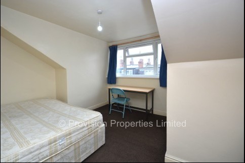 Beamsley+Terrace%2C+Hyde+Park%2C+LS6