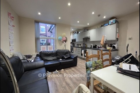 Hessle+Mount%2C+Hyde+Park%2C+LS6