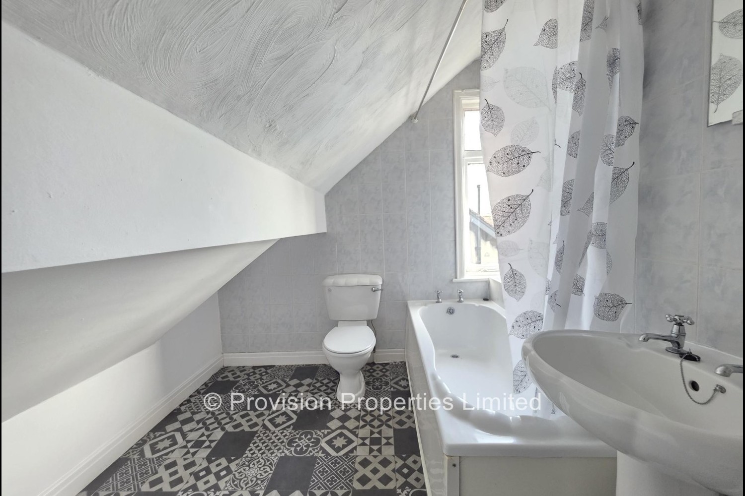 St+Chads+Drive%2C+Headingley%2C+LS6