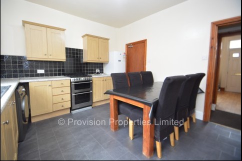 Beamsley+Terrace%2C+Hyde+Park%2C+LS6