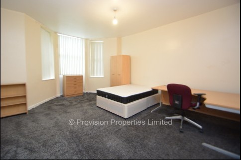 3 Bedroom Flats in Leeds