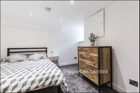 Trelawn+Place%2C+Headingley%2C+LS6