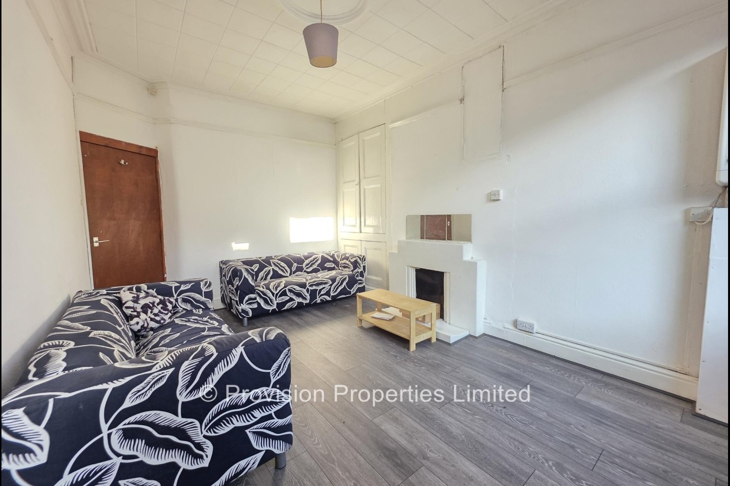 Walmsley+Road%2C+Hyde+Park%2C+LS6