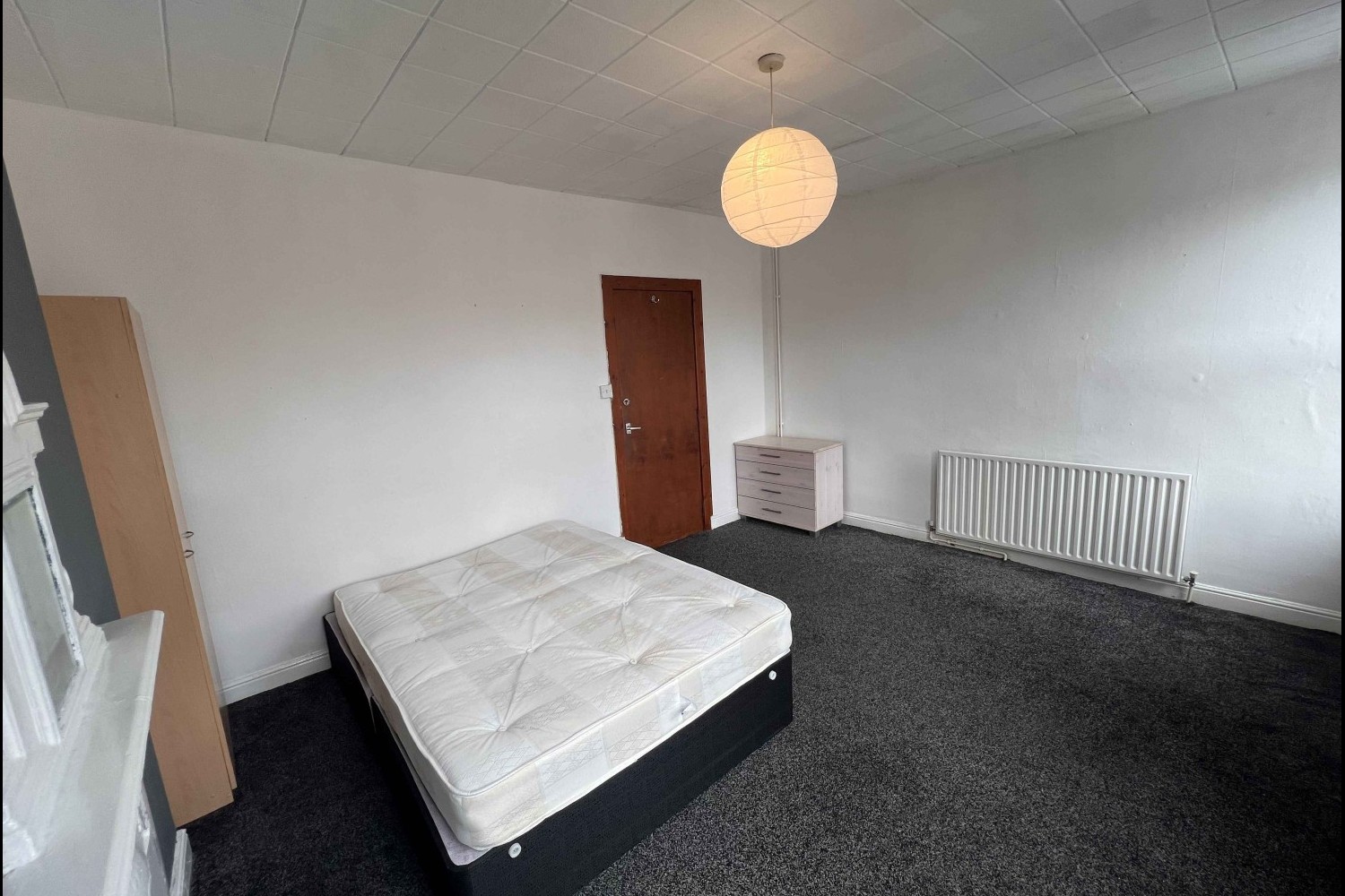 Walmsley+Road%2C+Hyde+Park%2C+LS6