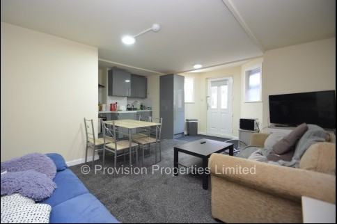 2 Bedroom Flats in Leeds