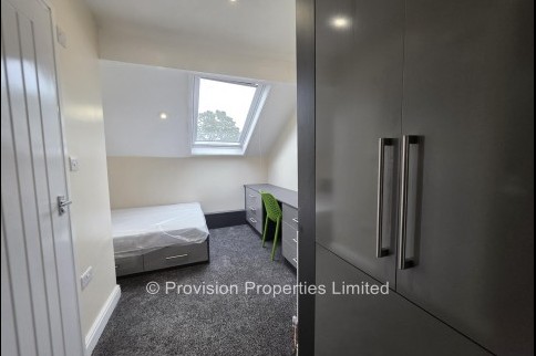 Cardigan+Road%2C+Headingley%2C+LS6