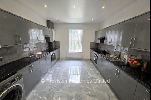 Cardigan+Road%2C+Headingley%2C+LS6