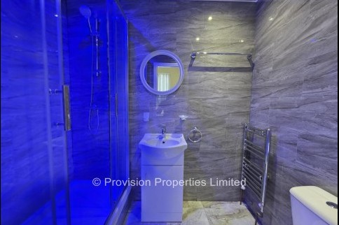 Cardigan+Road%2C+Headingley%2C+LS6