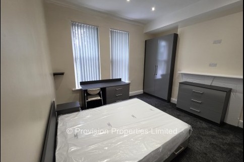 Cardigan+Road%2C+Headingley%2C+LS6