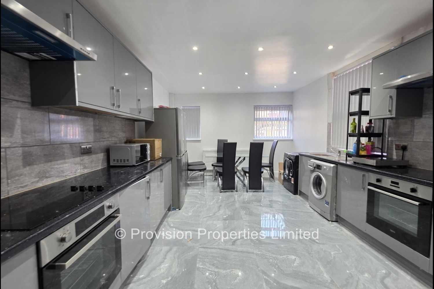 Bainbrigge+Road%2C+Hyde+Park%2C+LS6