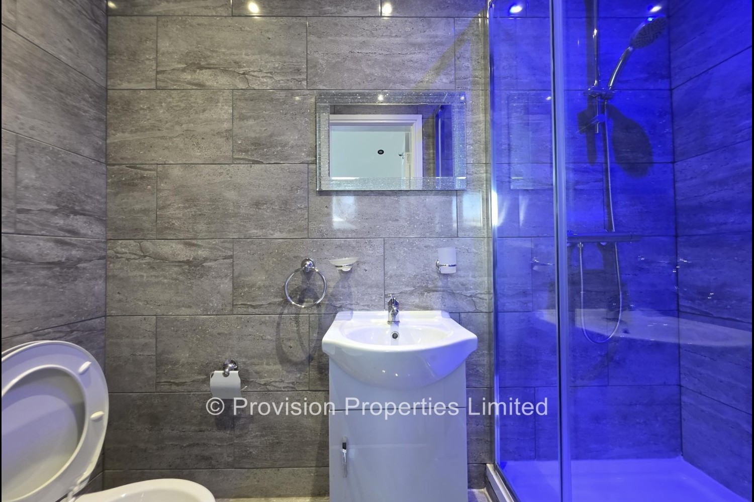 Bainbrigge+Road%2C+Hyde+Park%2C+LS6